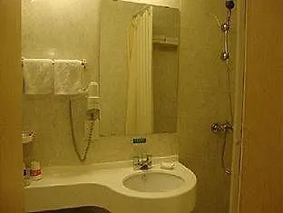 Jinjiang Inn Zhuhai Jida Jiuzhou Avenue 2*,  中国